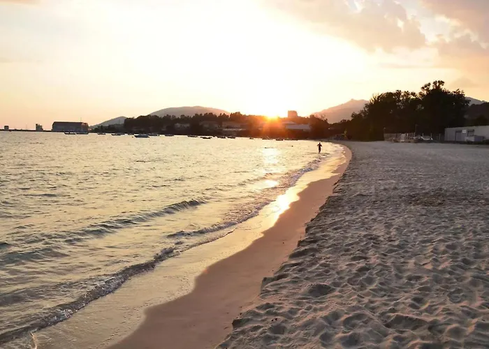 Confortable A Avec Balcon شقة