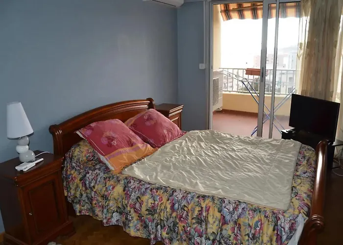 Confortable A Avec Balcon