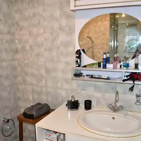 Confortable A Avec Balcon * Ajaccio (Corsica)