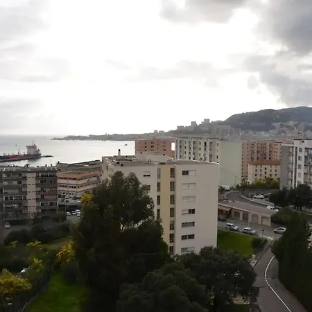 Confortable A Avec Balcon Ajaccio (Corsica)